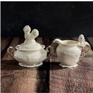 NWT SET GLITTER VILLE PORCELAIN DOLLY POULET CHICKEN CREAM SUGAR SPRING EGG